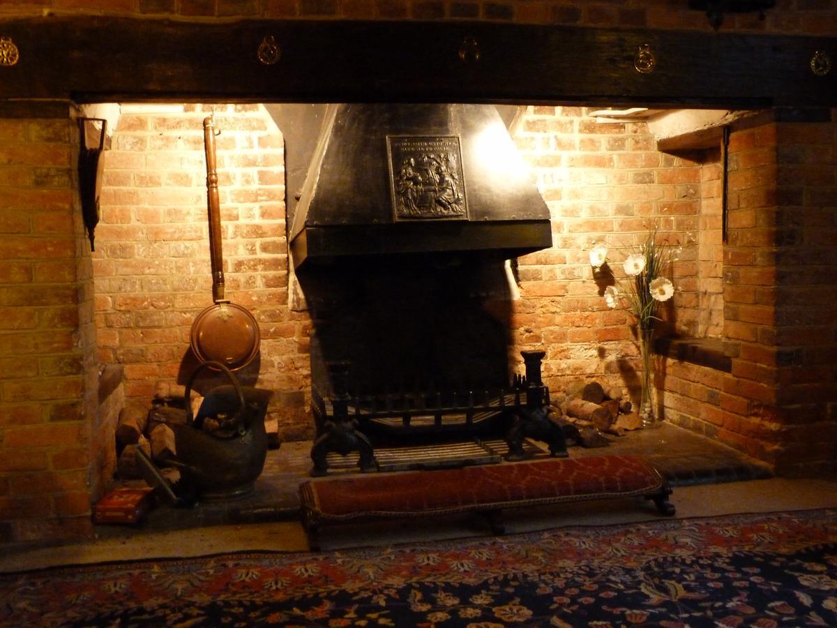 Tudor Cottage 애슈퍼드 외부 사진